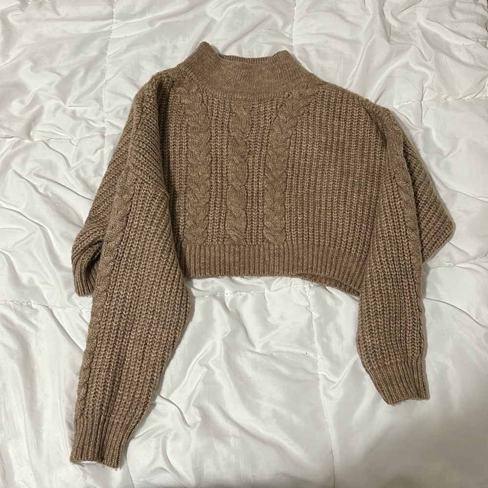 Brown color , size M